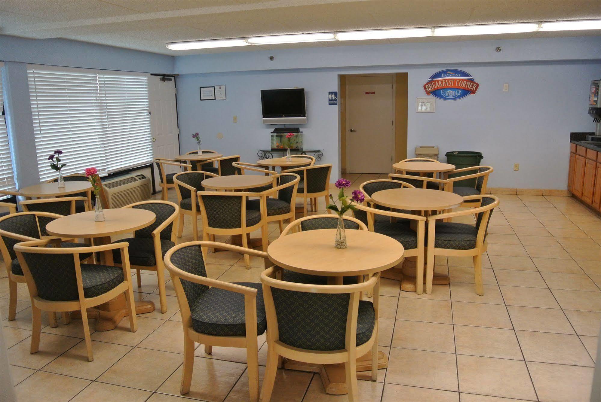 Home 1 Suites Extended Stay - קיסימי מראה חיצוני תמונה